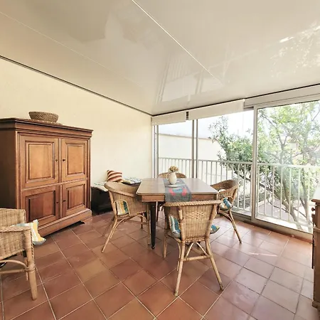 Holiday home Maison T4 Climatisee, Parking, Veranda, Jardin Clos, Proche Et Commerces, Ideale 6 Personnes - Fr-1-794-137 Canet-en-Roussillon